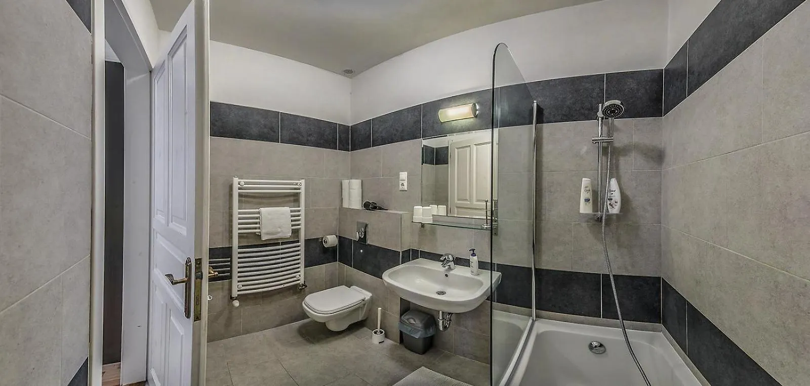 Apartment 4 Bedrooms 4 Bathrooms Luxury In Budapest Centre